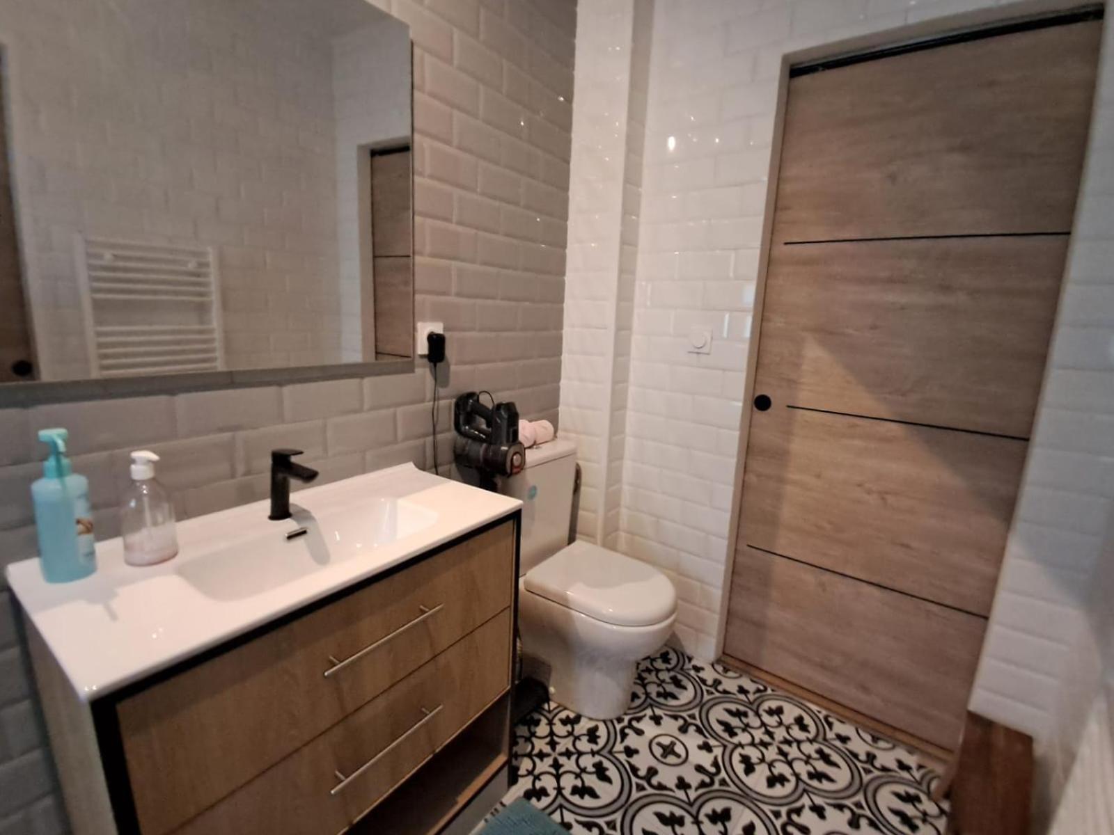 Avignon Pedestrian Area, Charming, 4 Persons Apartment Luaran gambar